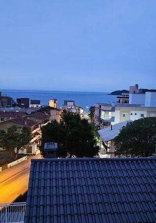 Apto Vista Mar -250Mts Da Praia Бомбиньяс Экстерьер фото