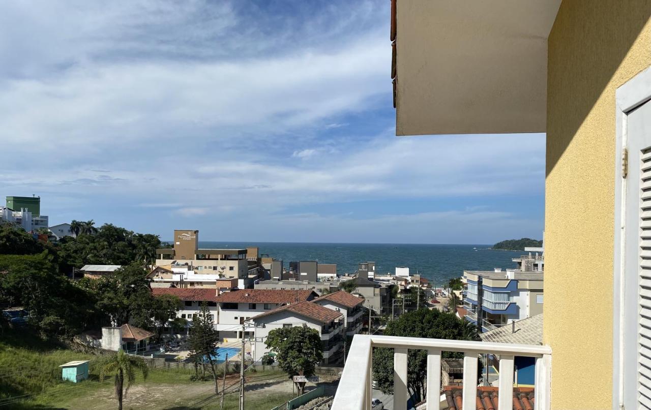 Apto Vista Mar -250Mts Da Praia Бомбиньяс Экстерьер фото