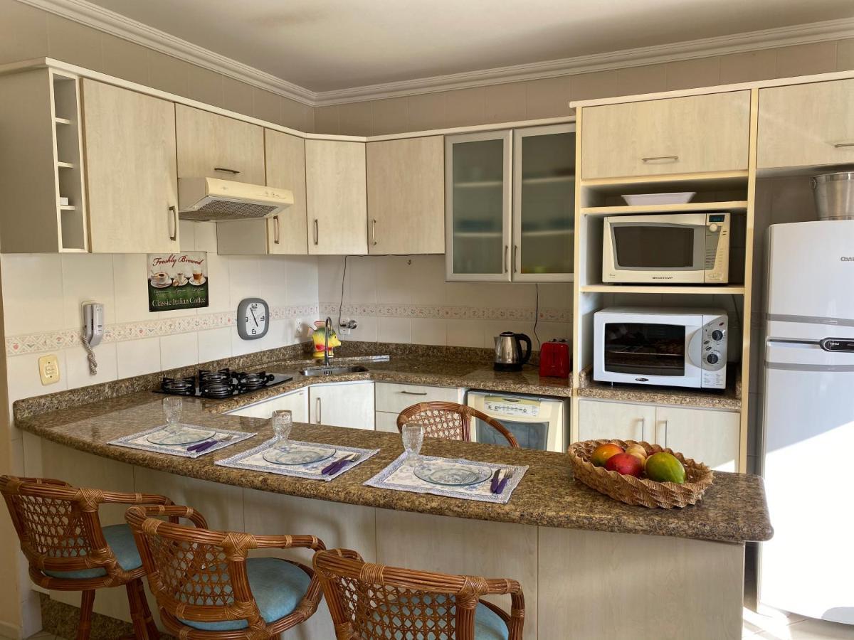Apto Vista Mar -250Mts Da Praia Бомбиньяс Экстерьер фото